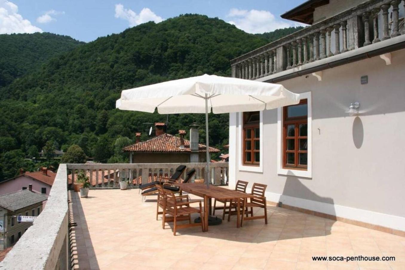 Stylish Penthouse With Large Terrace Appartement Most na Soči Buitenkant foto